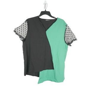 Black & green Color Block Swiss Dot Asymmetrical-Hem Notch neck Top